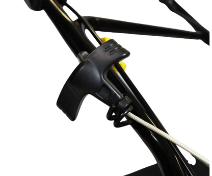 Garland 60GGQ Artificial Lawn Sweeper Close upvof Pull Cable to Start